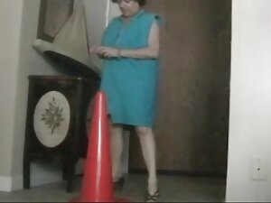 ठंडी छाती सेक्सी वीडियो हिंदी मूवी वाली एक काली महिला ।